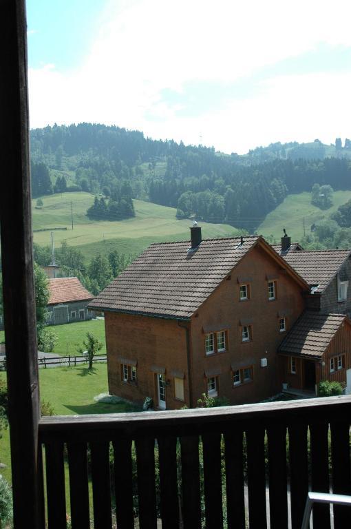 Landgasthof Sternen Buhler Стая снимка